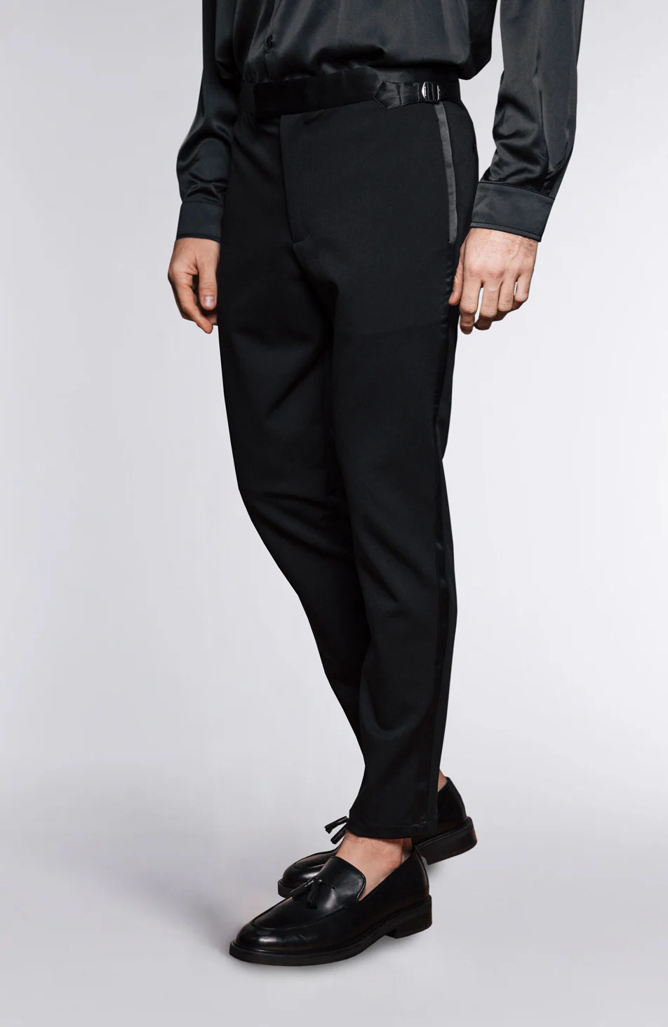 Blanton Slim Tux Chino Trousers in Black - Happy Cabbage London