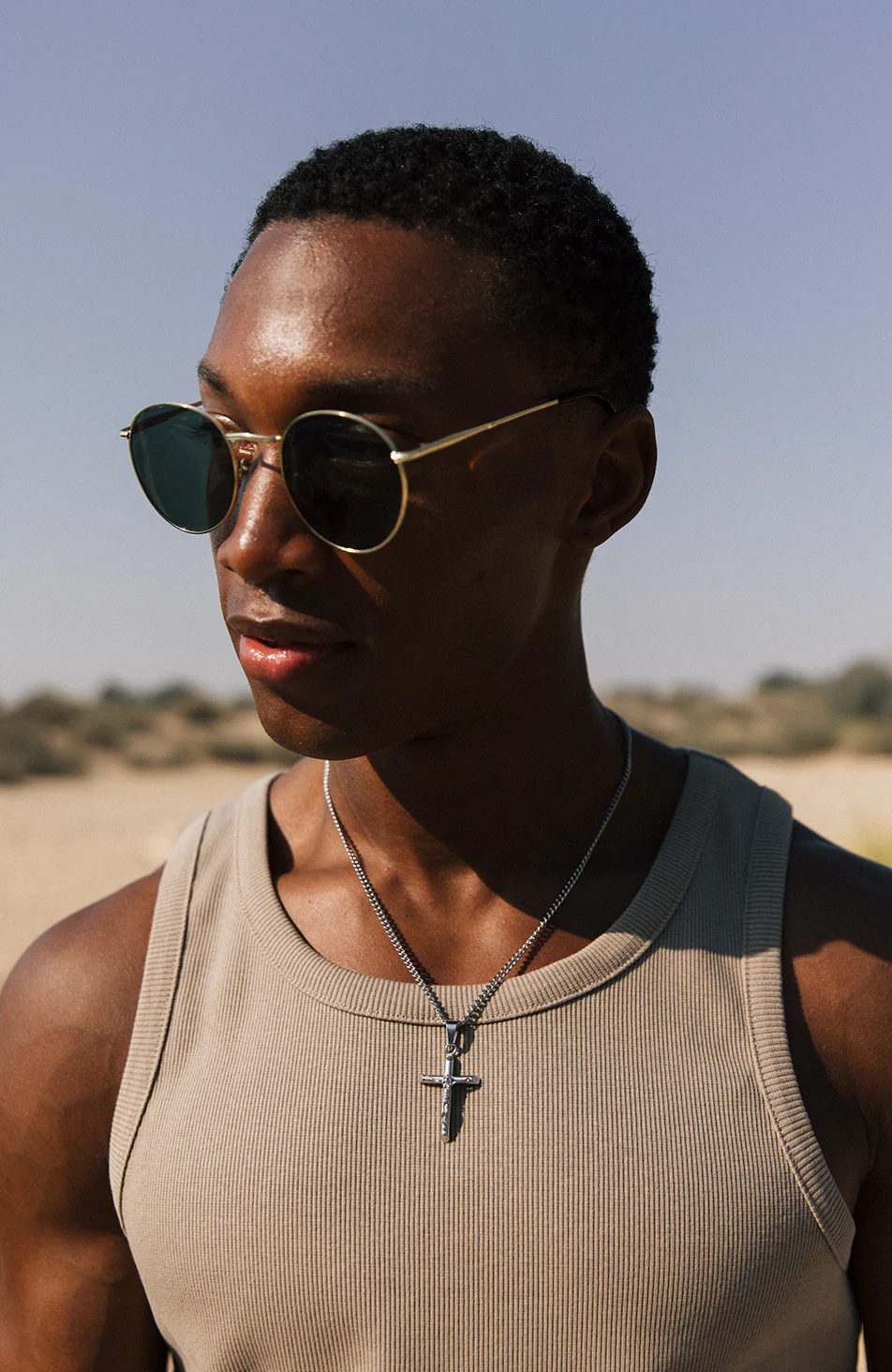 Crucifix Pendant in Silver - Happy Cabbage London