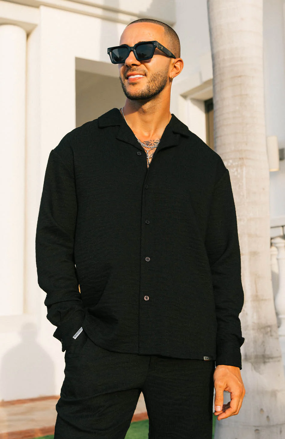 Fiorano Long Sleeve Relaxed Fit Shirt in Black - Happy Cabbage London